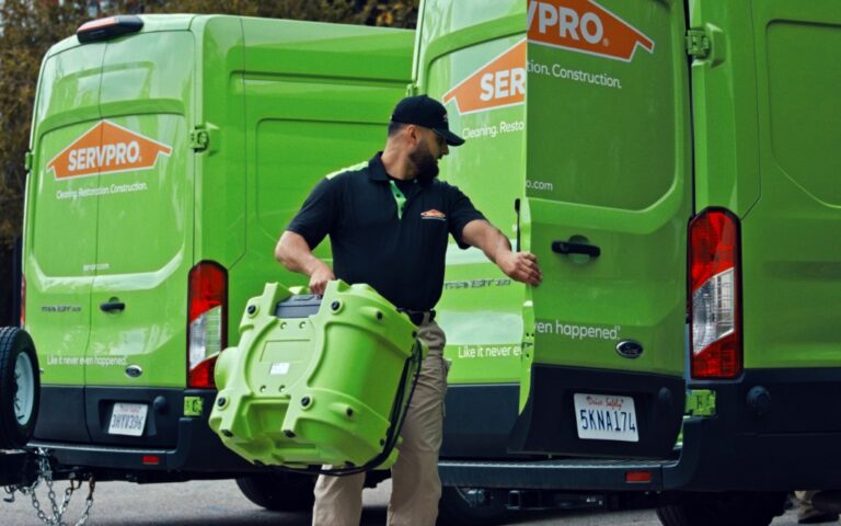 SERVPRO_Stills_Color_v1_00086432_300